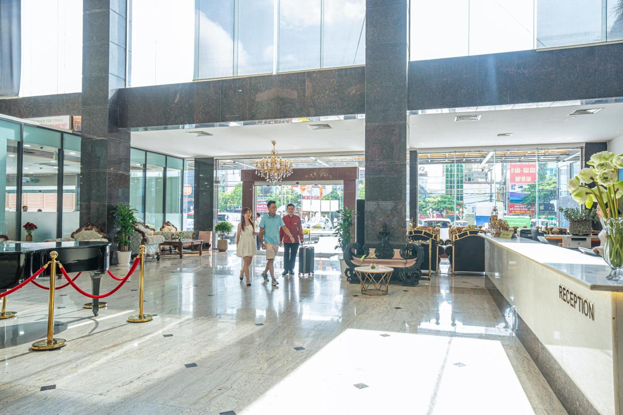 The Vissai Hotel Ниньбинь Экстерьер фото