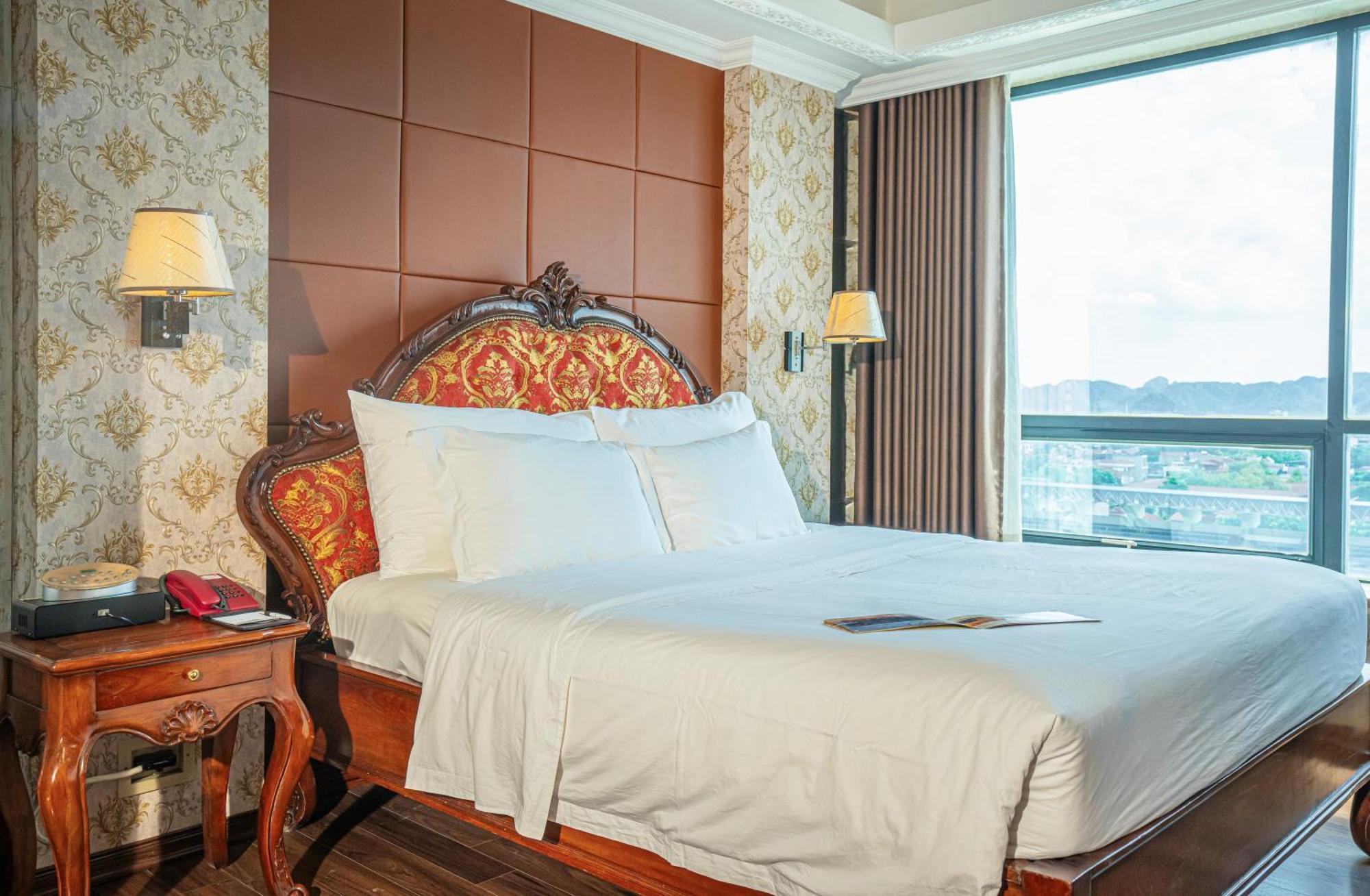 The Vissai Hotel Ниньбинь Экстерьер фото