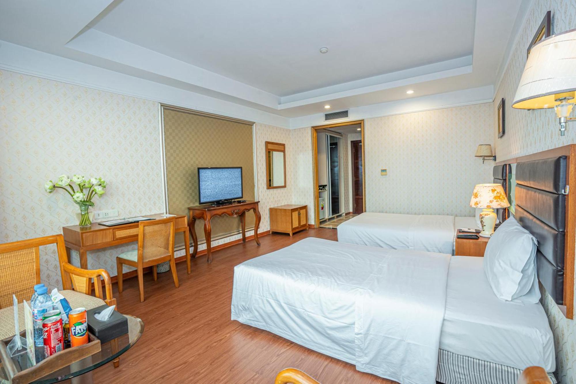 The Vissai Hotel Ниньбинь Экстерьер фото
